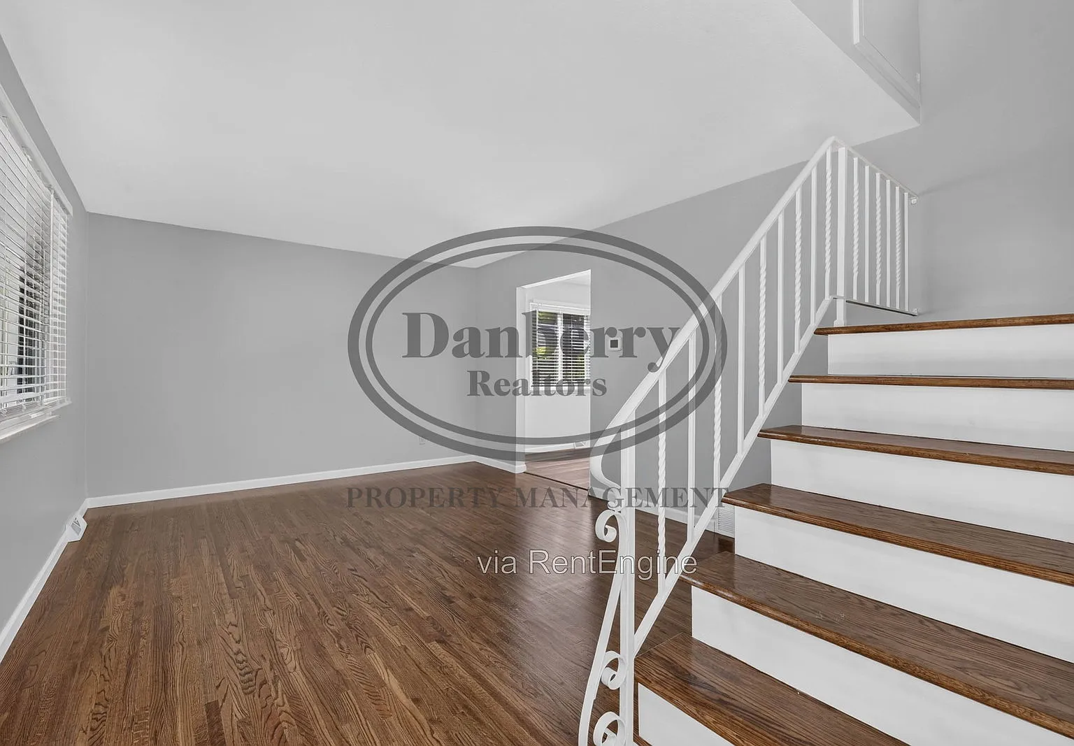 4 bed, 2.0 bath, 1487 sqft, $2,400 — Photo 4