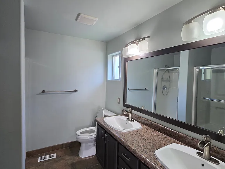 3700 S Willow St — Photo 17