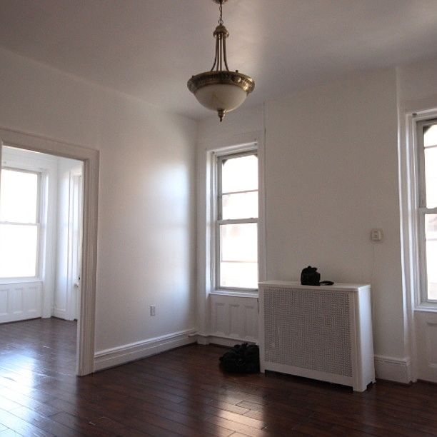 1st image of 349 Stockholm St APT 3