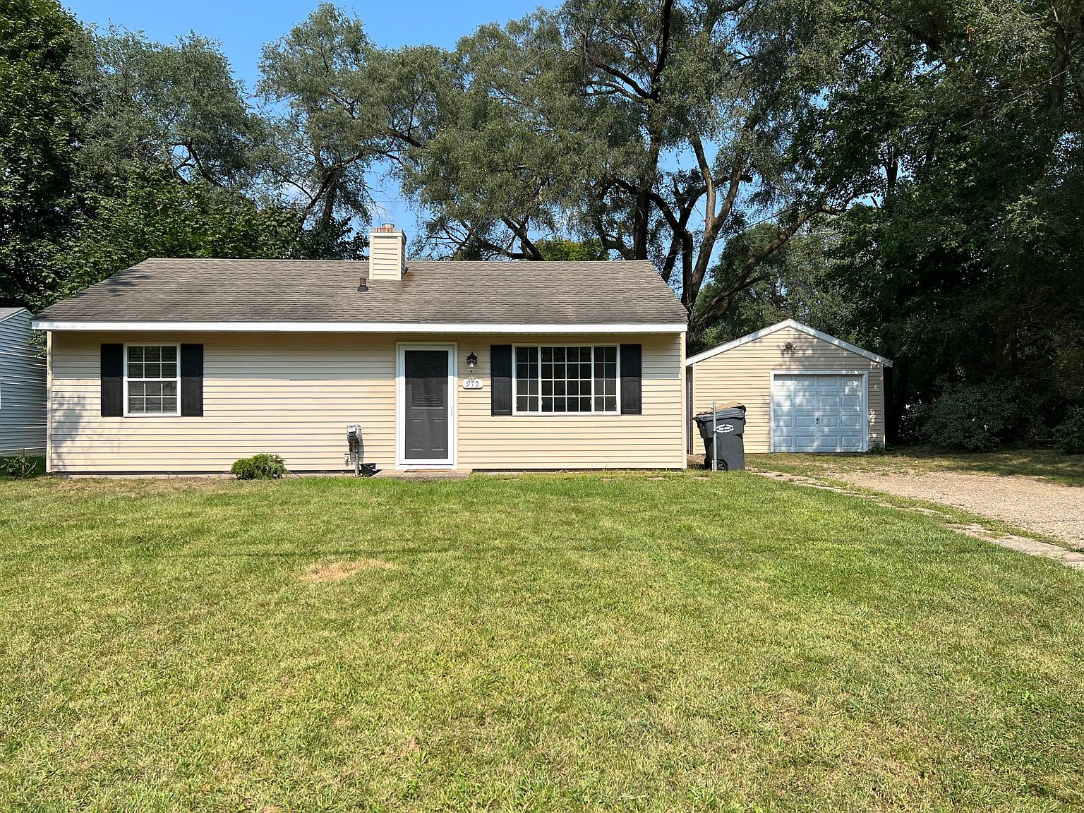 915 Shumway Ave, Portage, MI 49002 Zillow