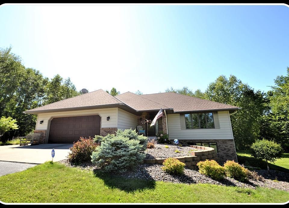 1st image of 22640 Meadowbrook Ave N