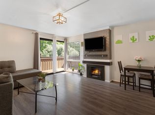 989 Fulton Ave APT 480, Sacramento, CA 95825
