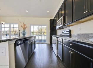 45 Iron Gate Rd, Sicklerville, NJ 08081