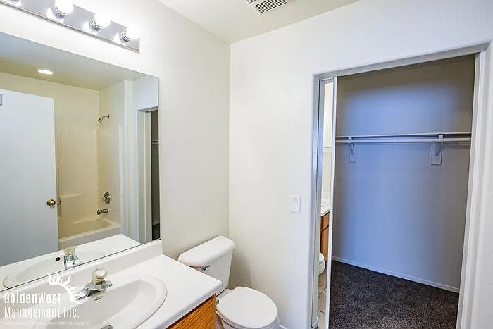 9943 Delicate Dew St — Photo 11
