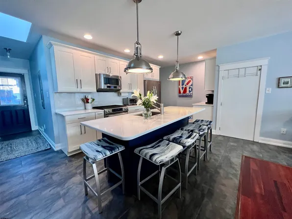 7903 Atlantic Ave, Margate, NJ 08402