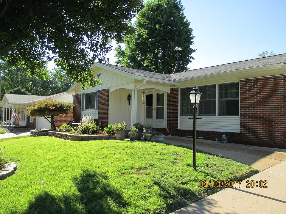 1st image of 3057 Westminster Dr