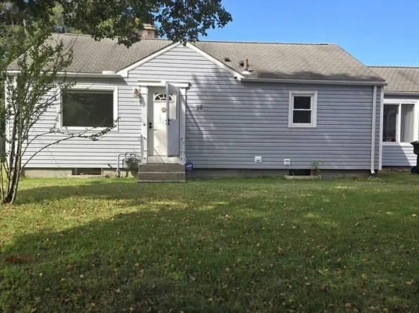 98 Granger St, Springfield, MA 01119