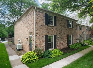 2452 Village Dr SE, Grand Rapids, MI 49506