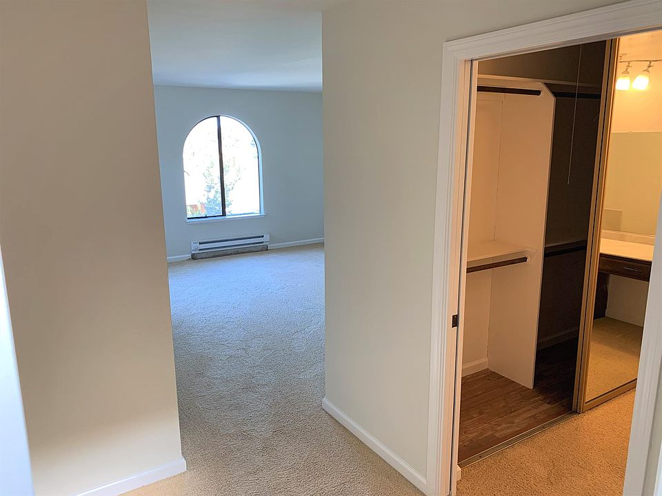 1st image of 555 Palm Ave APT 301