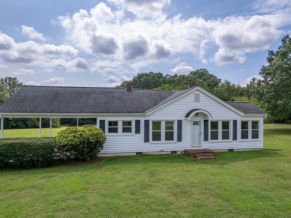 1st image of 380 Valleyview Dr