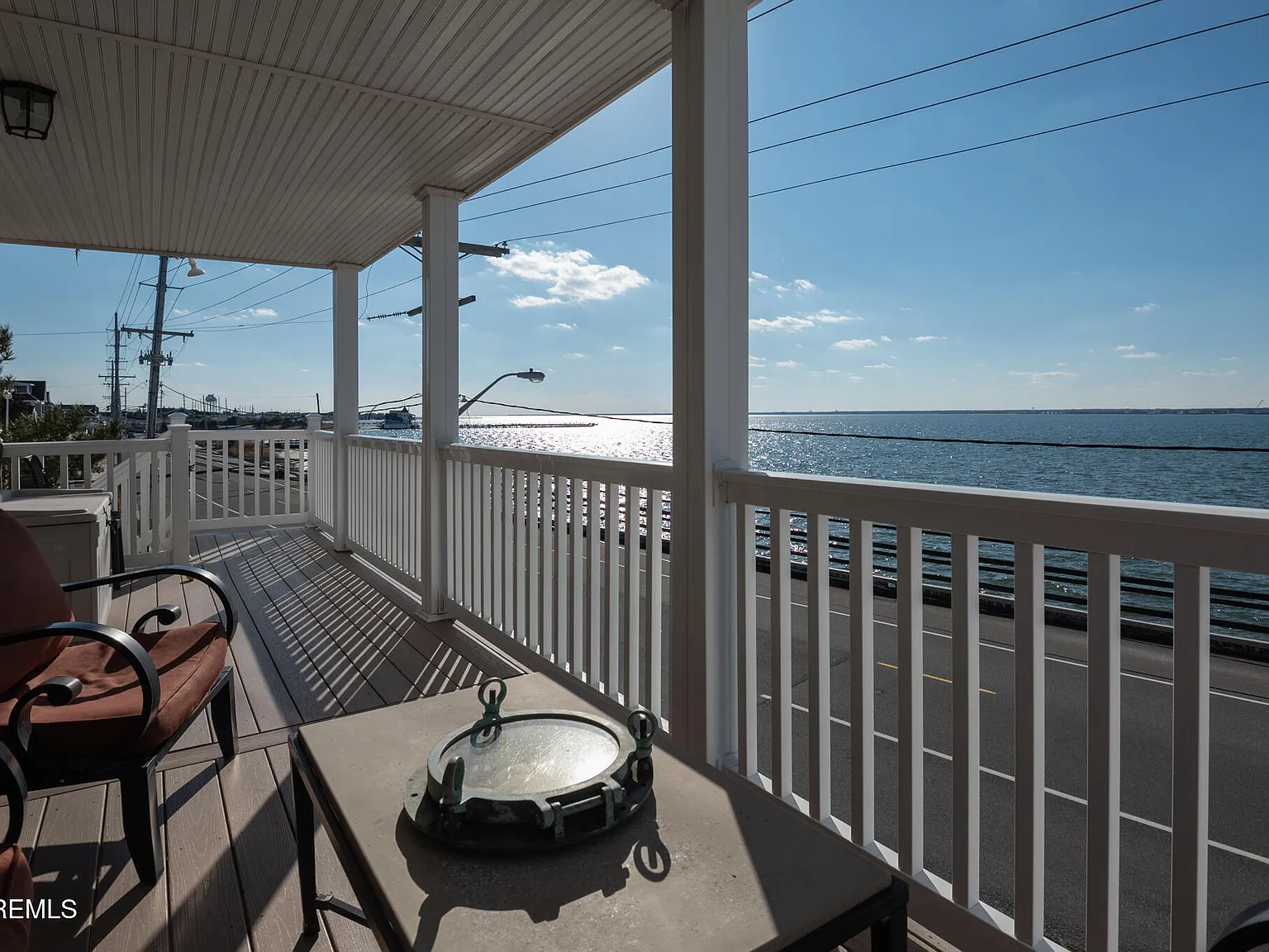 4 bed, 2.5 bath, 2512 sqft, $3,500 — Photo 1