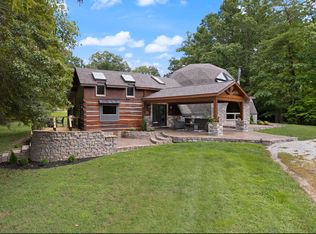 1040 Hargett Rd, Irvine, KY 40336