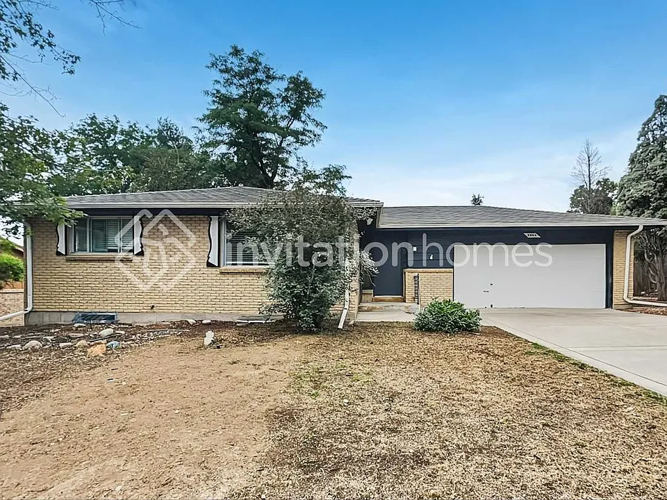 8866 W Asbury Dr