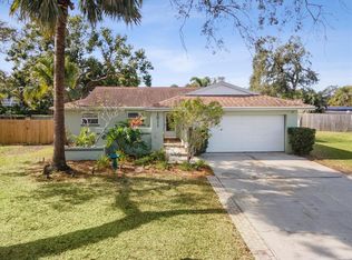 1611 Brook Dr, Dunedin, FL 34698