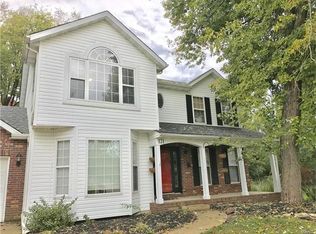 121 Michelle Dr, Glen Carbon, IL