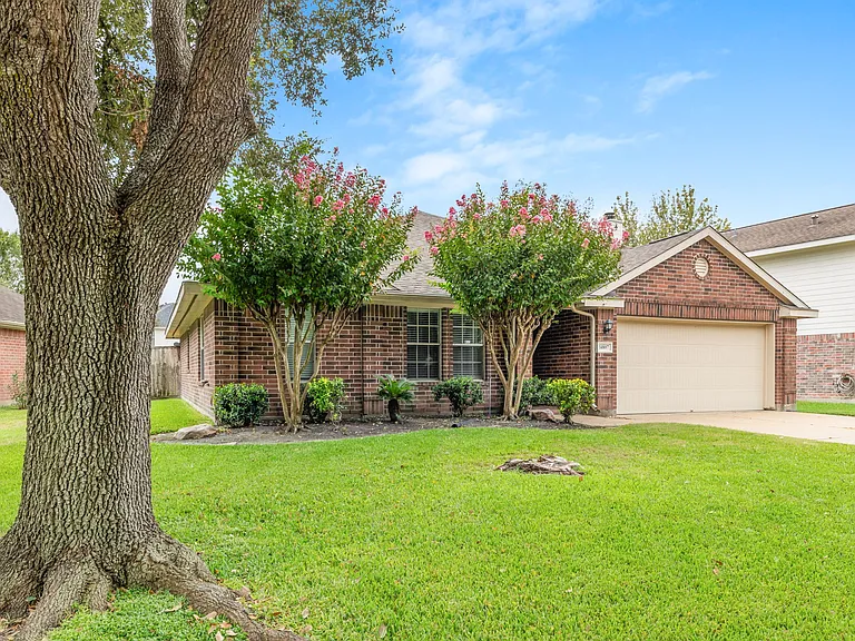 14807 Fairway Square Dr — Photo 7