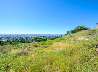 1111 Wikiup Drive, Santa Rosa, CA 95403