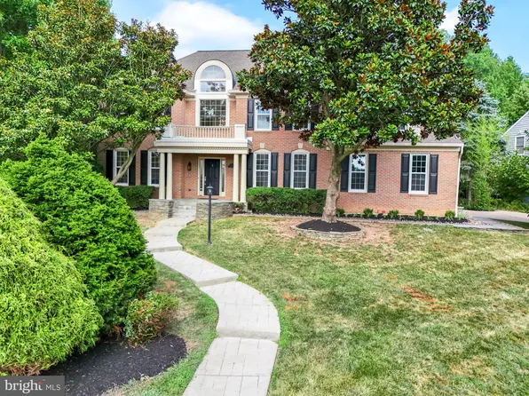 8301 Peach Ct, Fairfax Station, VA 22039
