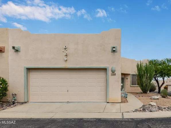 1200 N Chilson Ct, Green Valley, AZ 85614