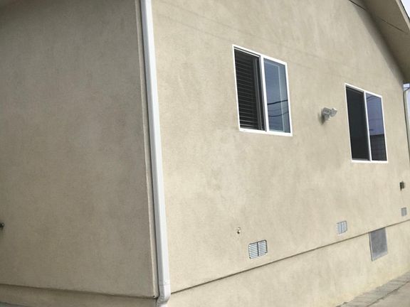 2nd image of 832 E Cypress Ave