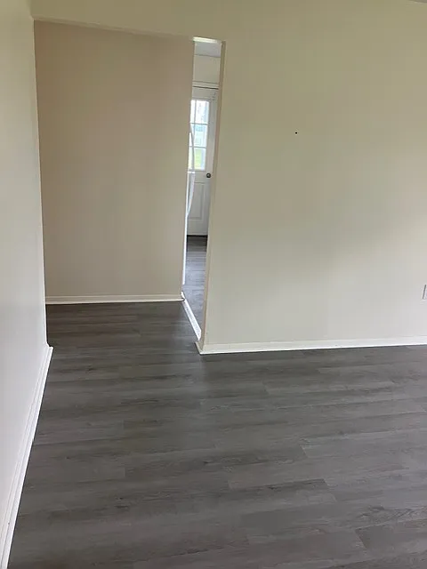 3 bed, 912 sqft, $800 — Photo 3