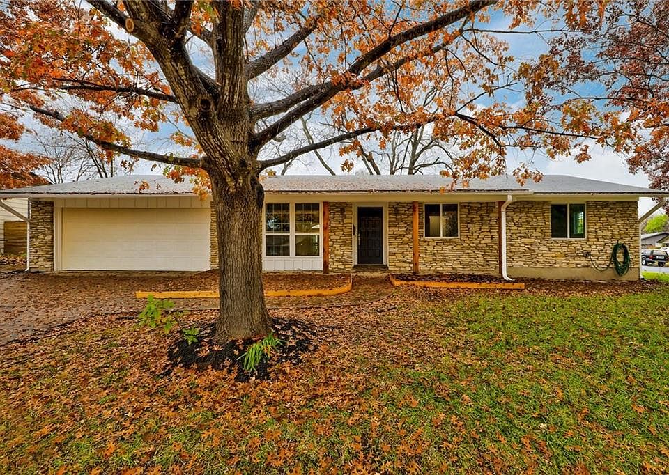 1st image of 8412 Jamestown Dr
