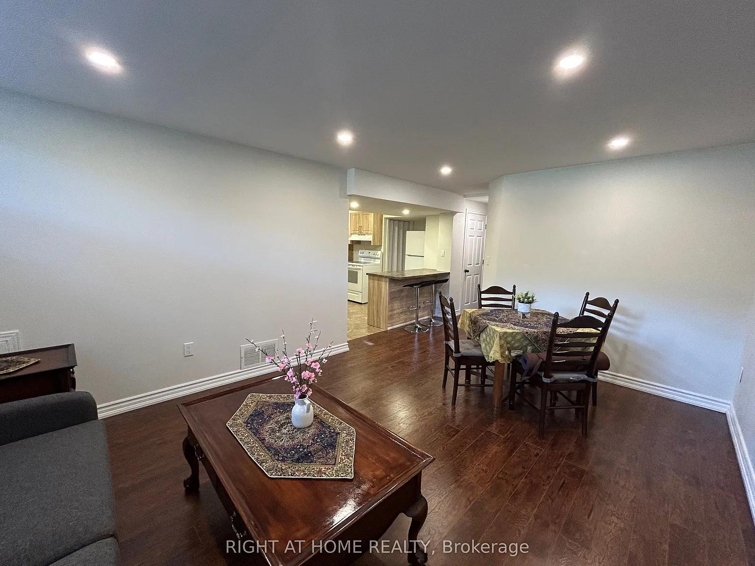 1 bed, $1,600 — Photo 2