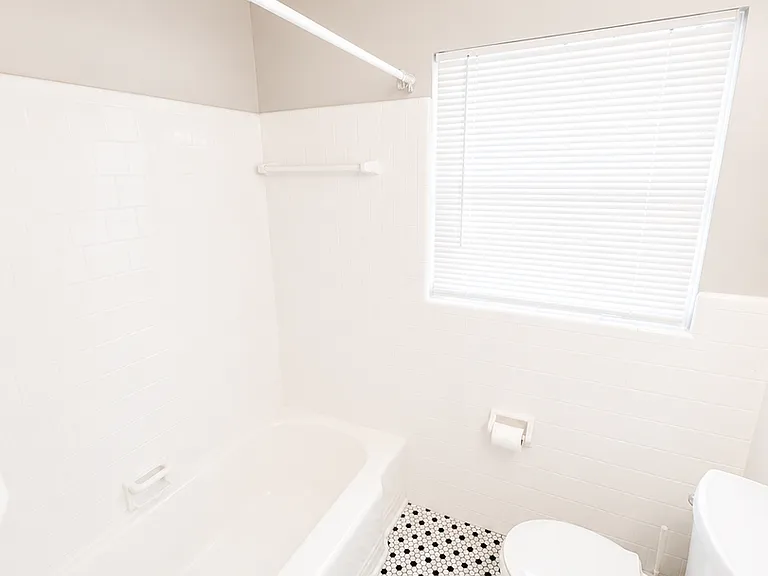 4 W 53rd St #4 — Photo 4