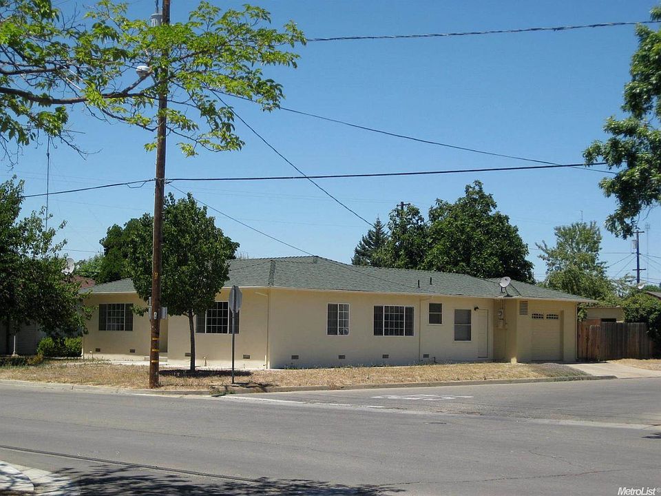 2nd image of 1115 Yolo St