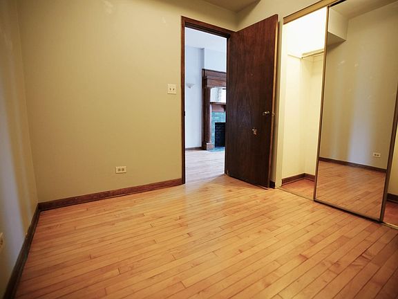 4th image of 2816 N Kedzie Ave #1