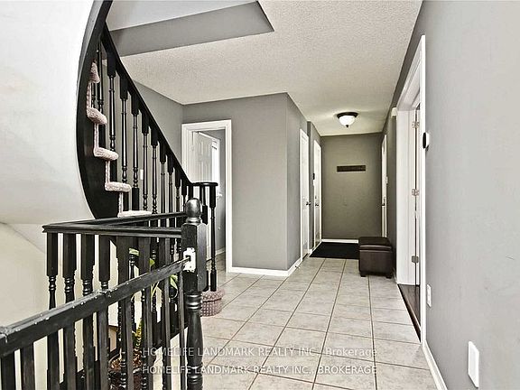 5th image of 38 Lucas Ave