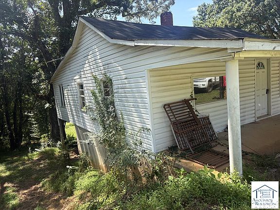 3rd image of 3720 Morgan Ford Rd