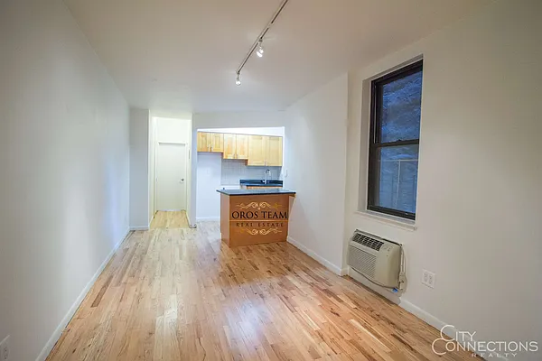 Rented by City Connections Realty | media 13