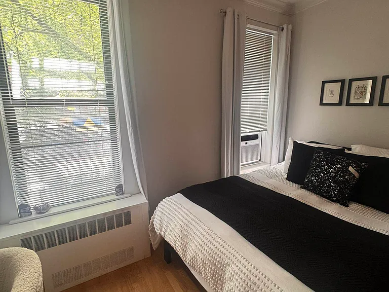 370 E 69th St #2H — Photo 2