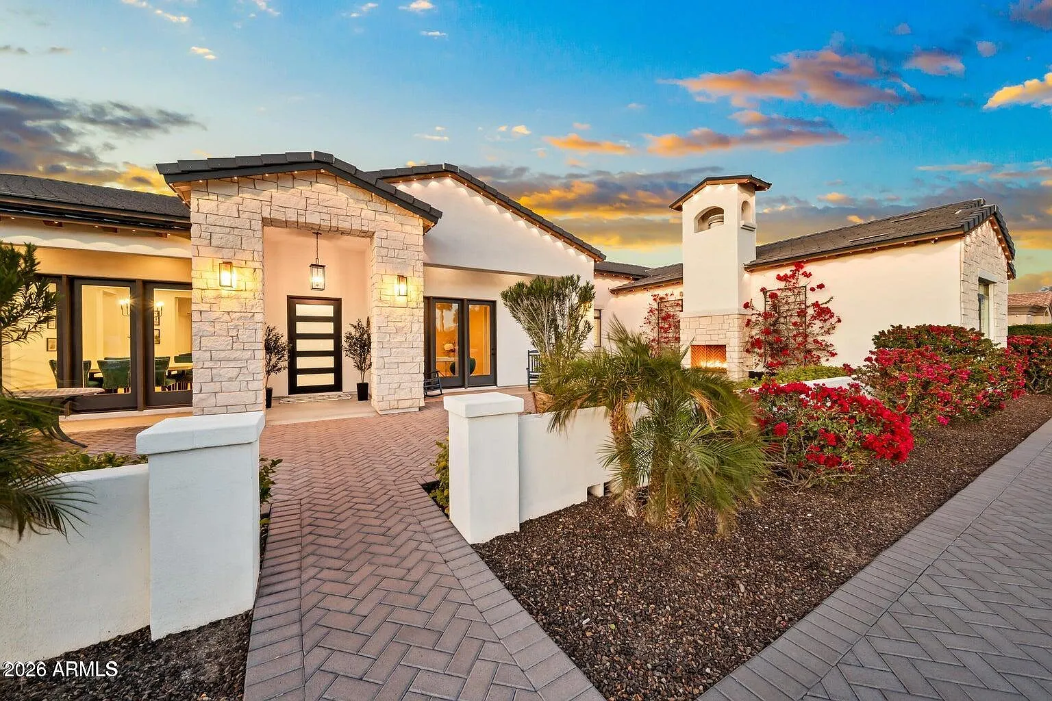 4 bed, 3.5 bath, 3490 sqft, $10,000 — Photo 2