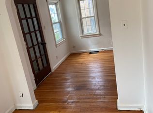 5820 Kendal St, Dearborn, MI 48126