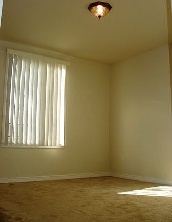 5th image of 1937 48th Ave