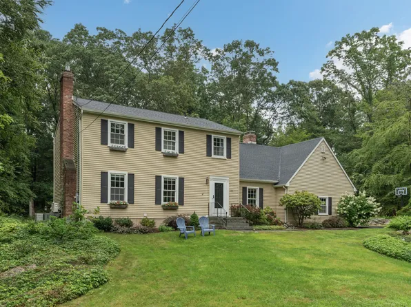 155 Talcott Road, Guilford, CT 06437