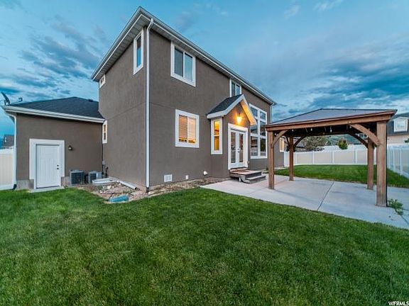 3rd image of 14022 S Ivie Rose Ct