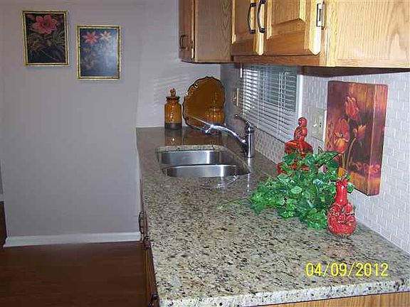 5th image of 4810 N Pebble Ct