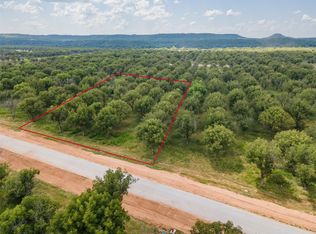 2155 E Landings Rd N, Granbury, TX 76049