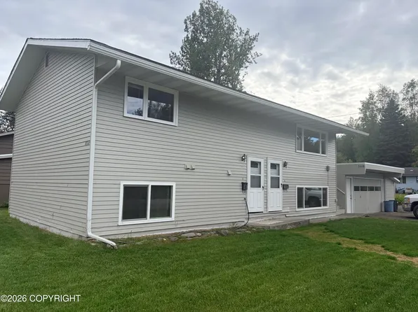 5559 Penn Cir, Anchorage, AK 99504