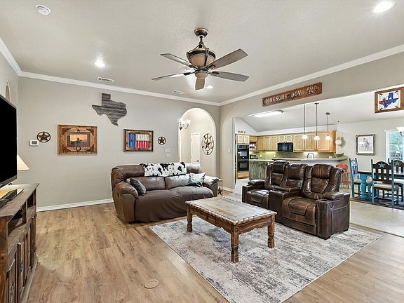3rd image of 8424 Marianna Way