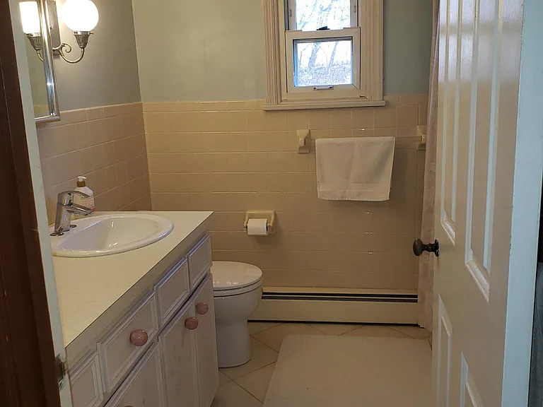 2844 E Lake Rd — Photo 9