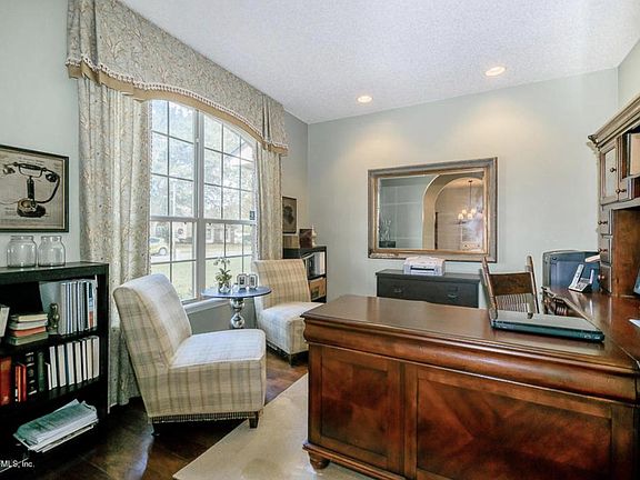 3rd image of 10371 Triple Crown Ave