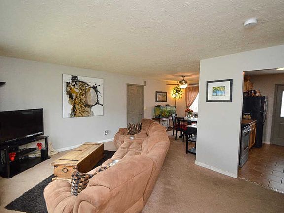 2nd image of 6077 Happy Valley Ct