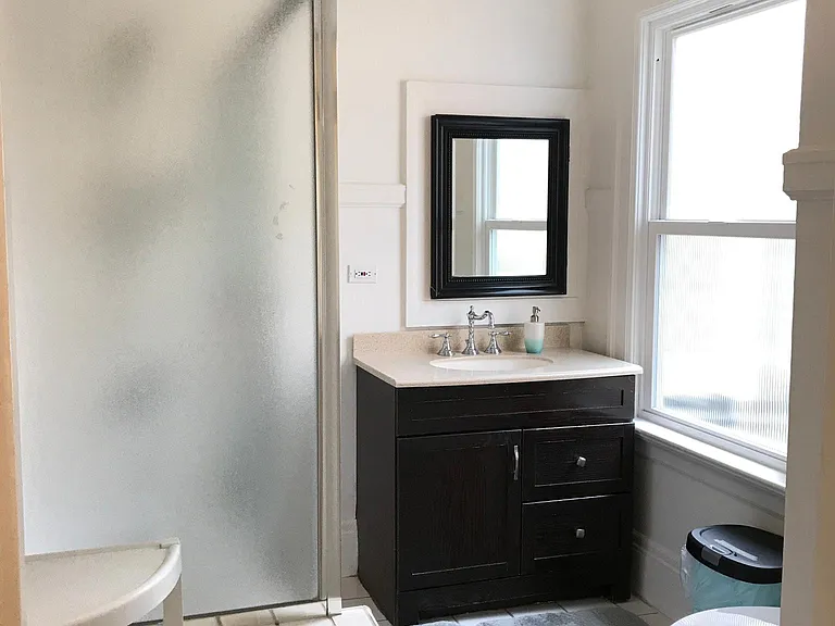 Female triple private bath