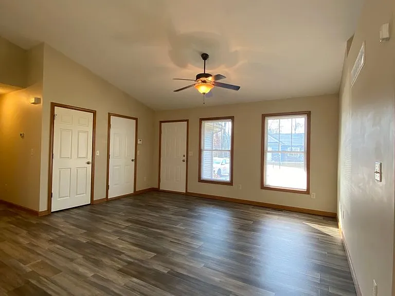 30185 Holben Woods Ln — Photo 13