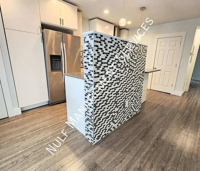 4552 Penn Ave #3 — Photo 8
