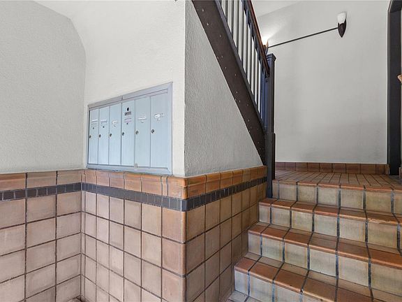 3rd image of 7515 Parkdale Ave APT 1E